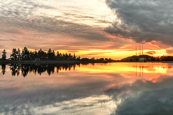 20181022-JAH05511:  An electric sunset over Cobbs Hill Reservoir in Rochester NY.