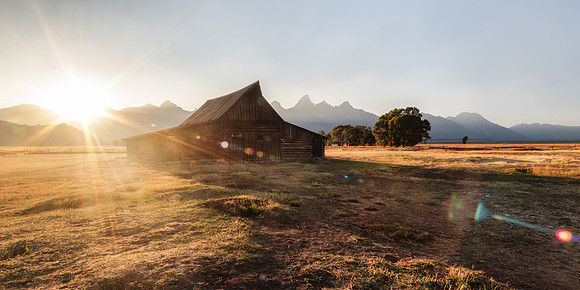 20180909-JAH02982T.A. Moulton Barn at Mormon Row. (2x1 size)
