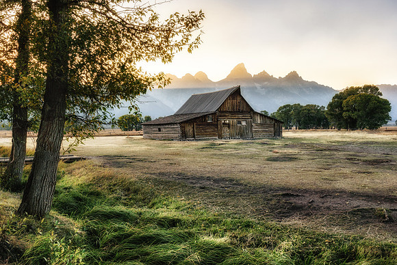 20180909-JAH03002T.A. Moulton Barn at Mormon Row.