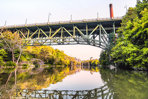 20170916-JAH07155: The Genesee river flowing under the Smith & Bausch St. bridge.