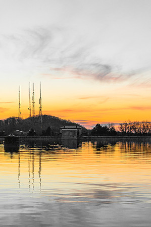 20141226-DSC6433:  Yellow horizon over Pinnacle Hill seen from across the reservoir.