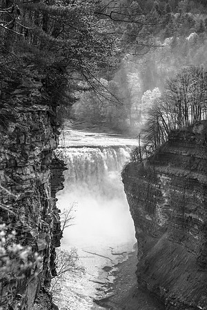 20170422-JAH02247: Letchworth State Park's Middle Falls