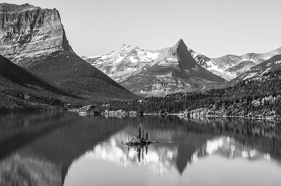 20140905-DSC5673: Wild Goose Island floats in St Mary Lake in Glacier National Park, Montana.