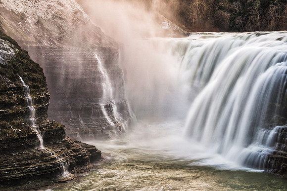 20190104-JAH06240: Upper Falls of the Genesee river in Letchworth State Park, NY.
