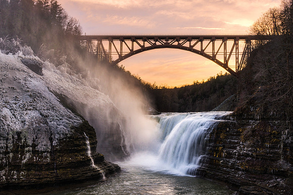 20190104-JAH06225: Upper Falls of the Genesee River in Letchworth State Park, NY.