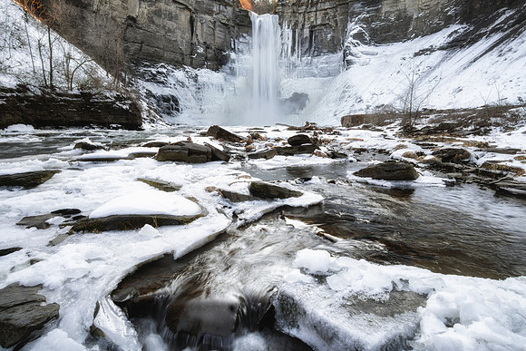 20200217-JAH03544: Winter time @ Taughannock Falls near Cayuga Lake, NY.