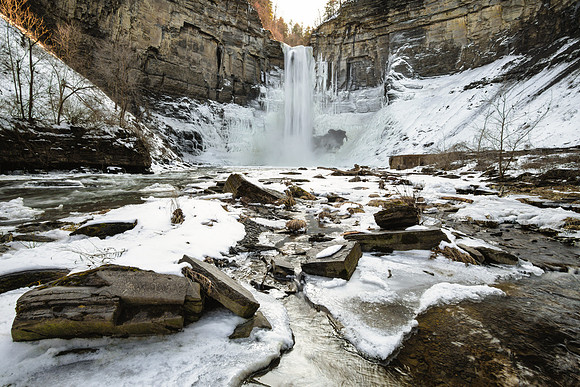 20200217-JAH03539: Winter time @ Taughannock Falls near Cayuga Lake, NY.