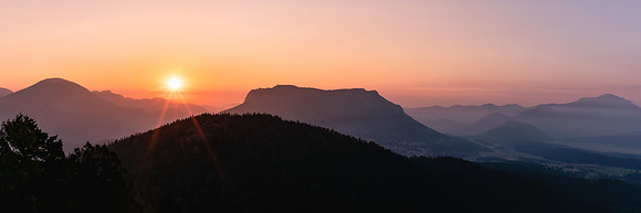 20200819-JAH07069-Pano: Sunrise in Rocky Mountain National Park, CO, during Pine Gulch fires 2020.
