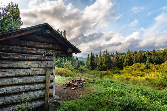 20200910-JAH09041: Cedar River (Carry) leanto