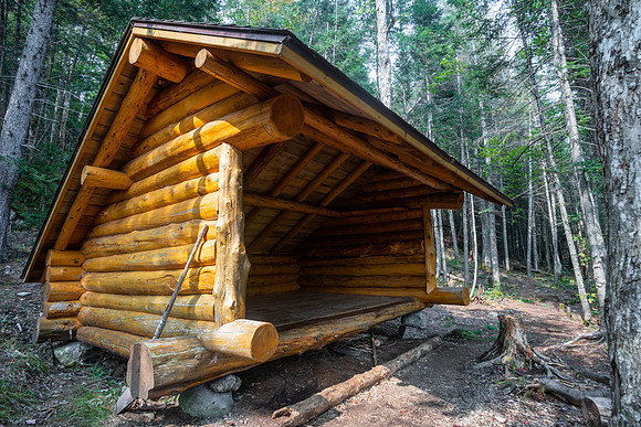 20200915-JAH09265: Shiny new leanto just north of Duck Hole.